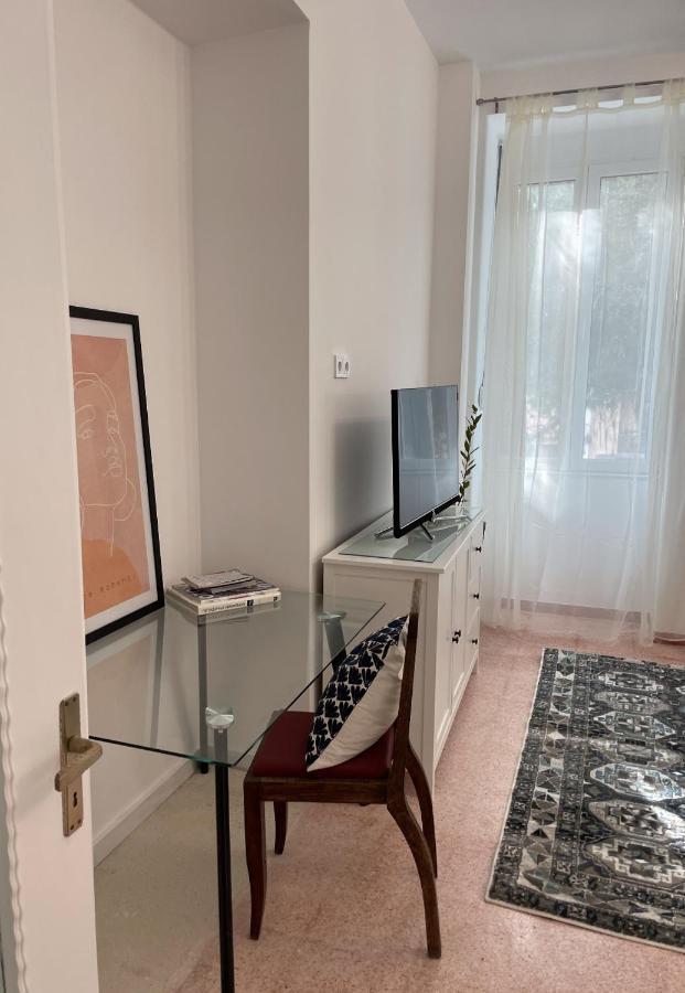 Olive Apartment Renovated 2022 Piræus Eksteriør billede
