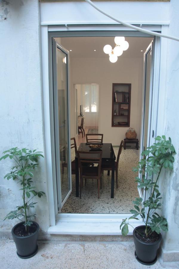 Olive Apartment Renovated 2022 Piræus Eksteriør billede